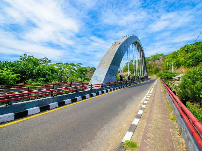 Jembatan Bajulmati Malang Selatan