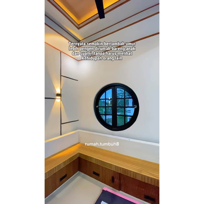 3. Desain Hangat dengan Focal Point Jendela Bulat