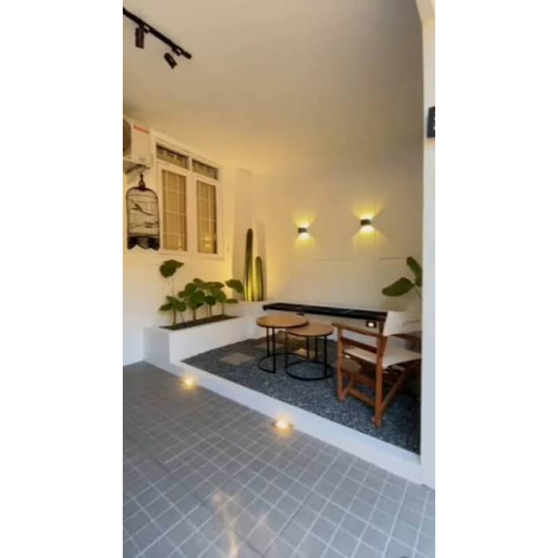 5. Suasana Nongkrong ala Cafe di Rumah Sendiri